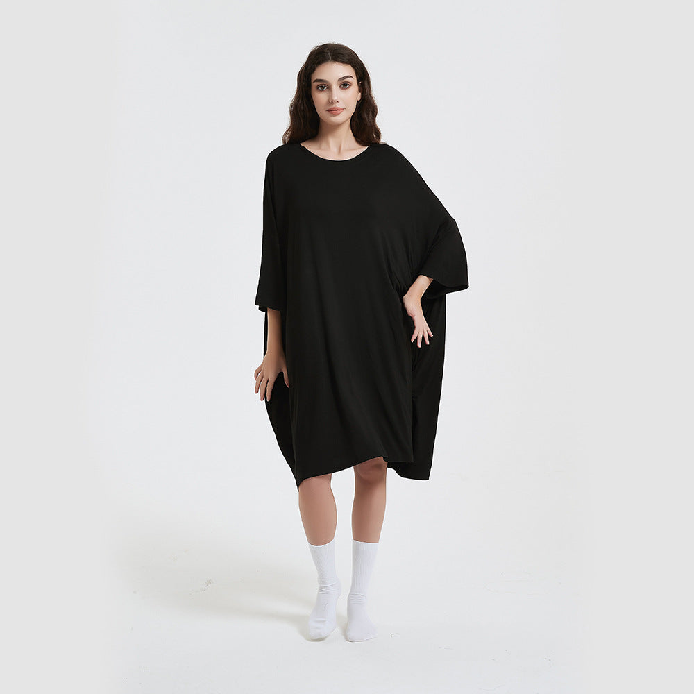 Large-sized long T-shirt