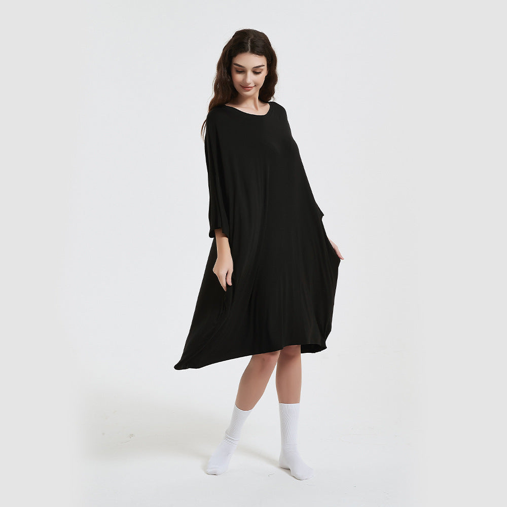 Large-sized long T-shirt