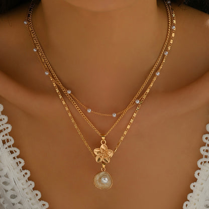 Layered Circular Pendant Necklace