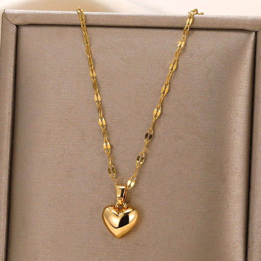 Layered Circular Pendant Necklace