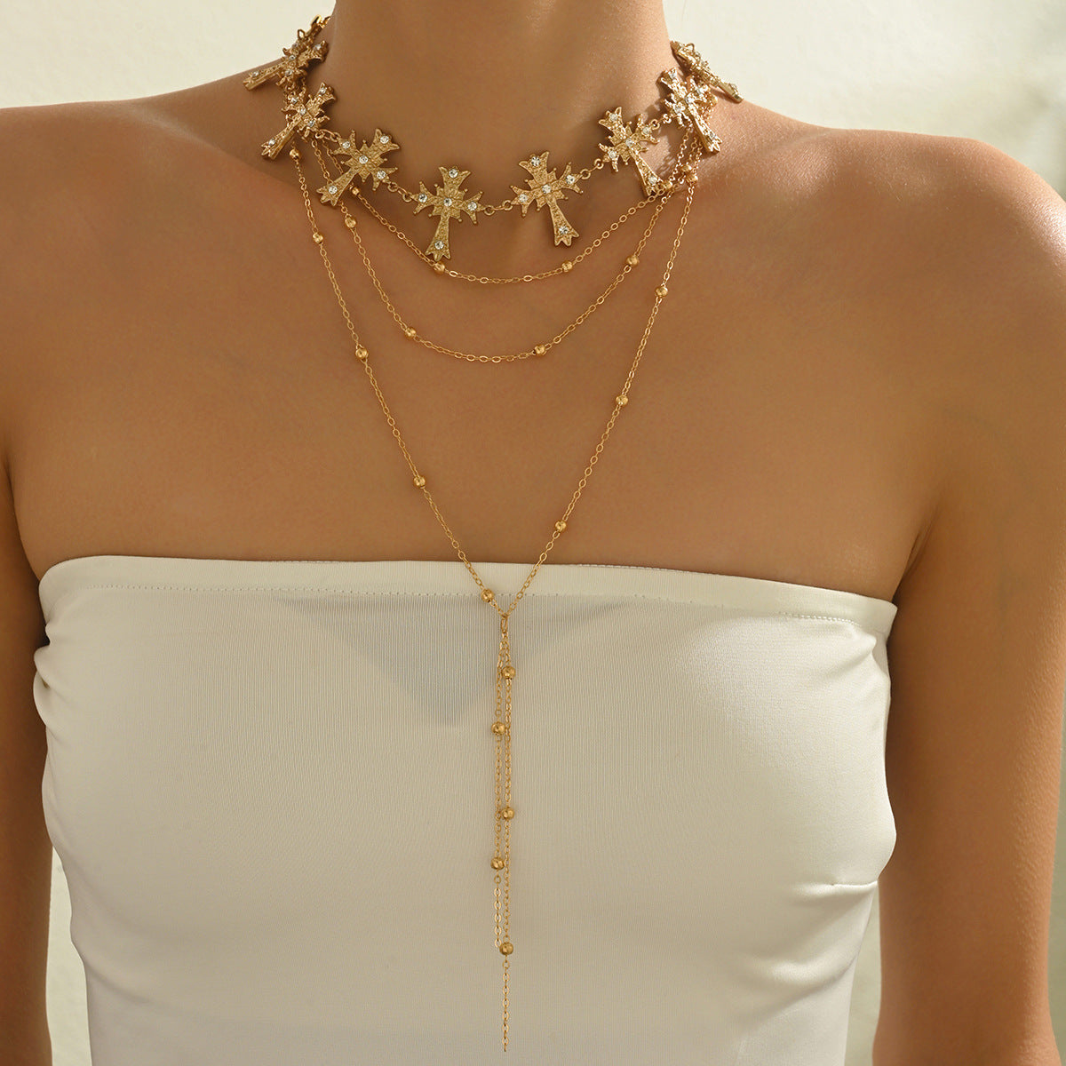 Layered Circular Pendant Necklace