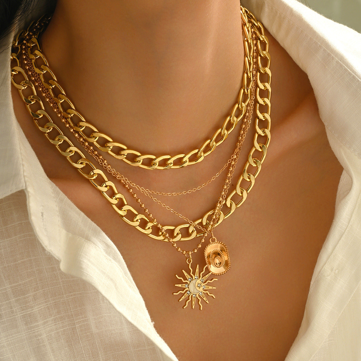 Layered Circular Pendant Necklace