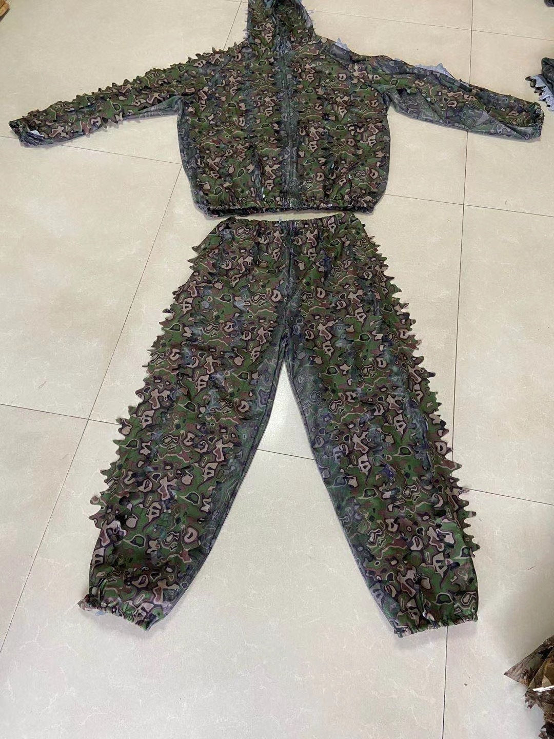 Leaf Camouflage Suit
