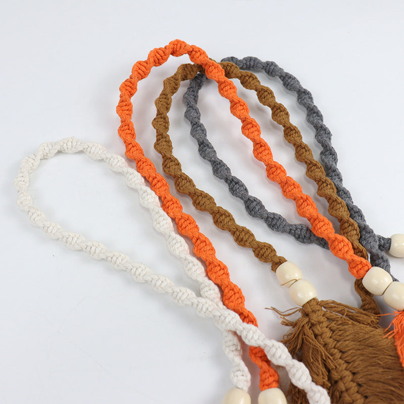 Leaf-pattern curtain tiebacks