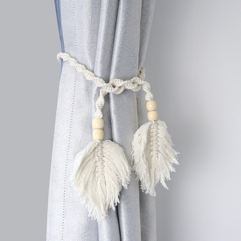 Leaf-pattern curtain tiebacks