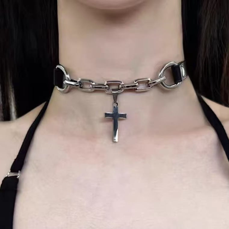 leather choker necklace