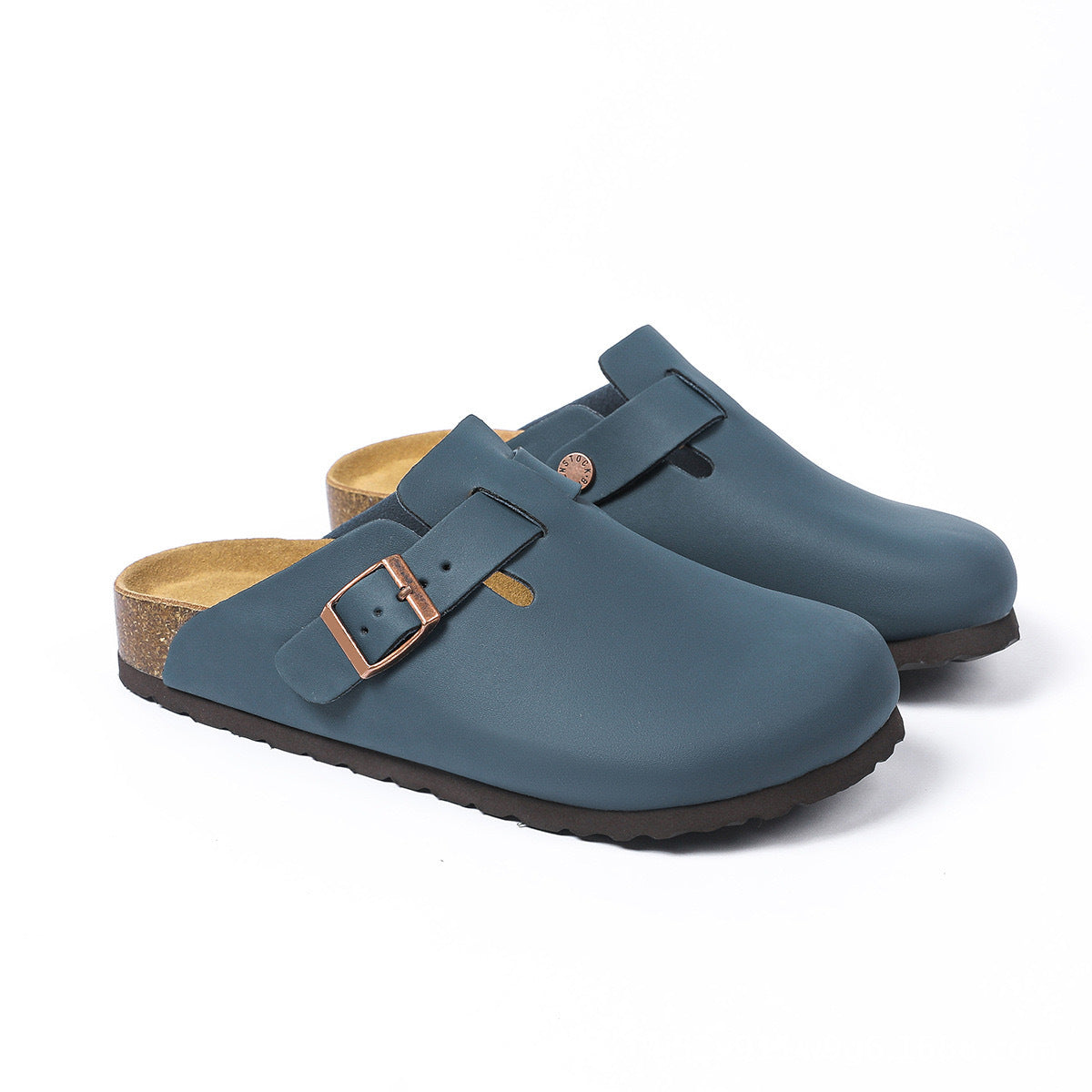Leather-covered head-shaped slippers