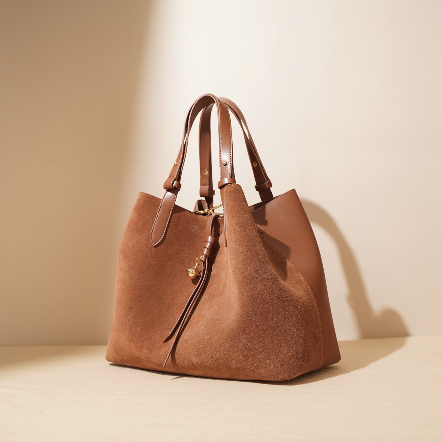 Leather handbag