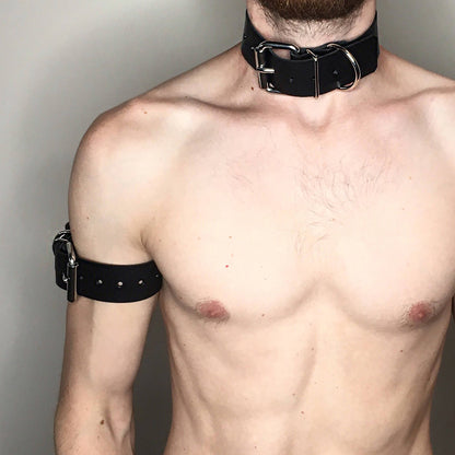 Leather neck collar