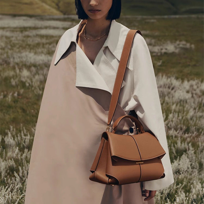 Leather pleated shoulder bag