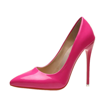 leather pointed shoes