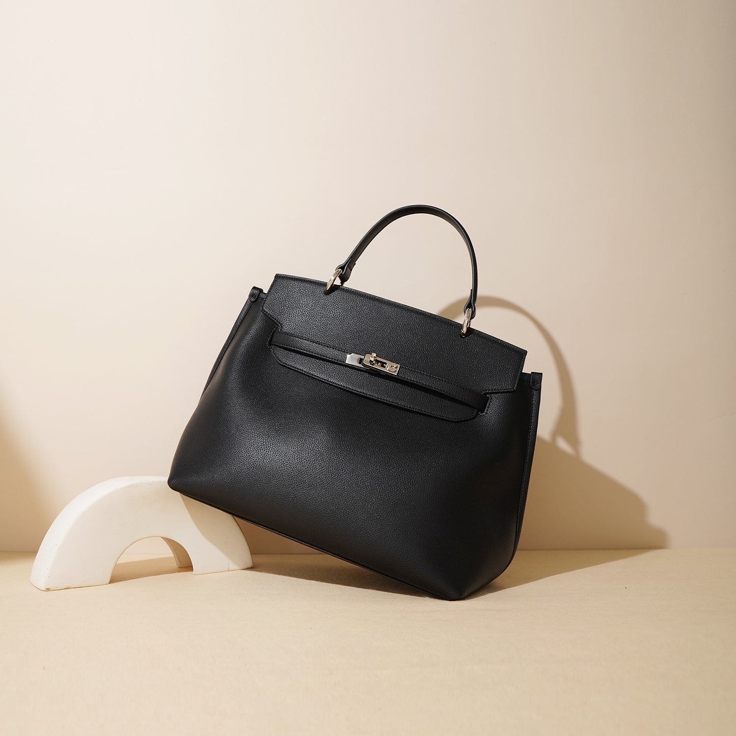 leather shoulder bag