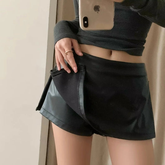 leather skirt
