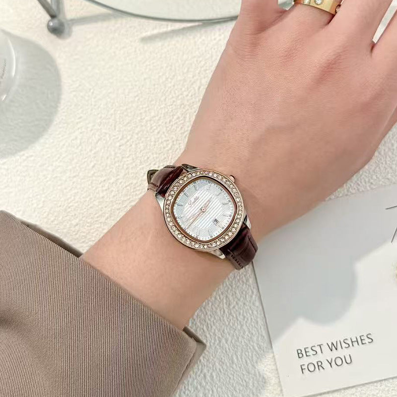 Leather strap watch
