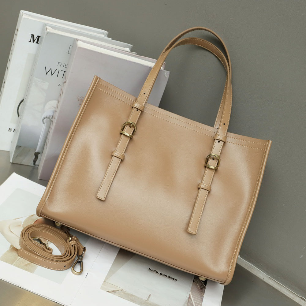 leather tote bag