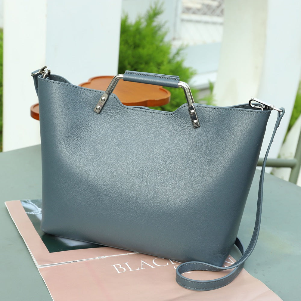 leather tote bag