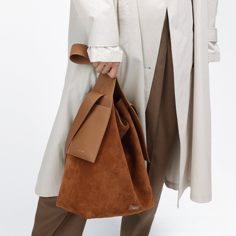 leather tote bag