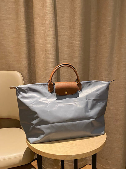 leather travel bag