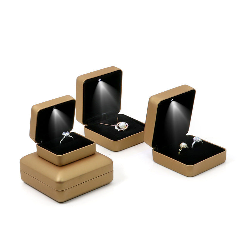 LED Illuminated Jewelry Presentation Box