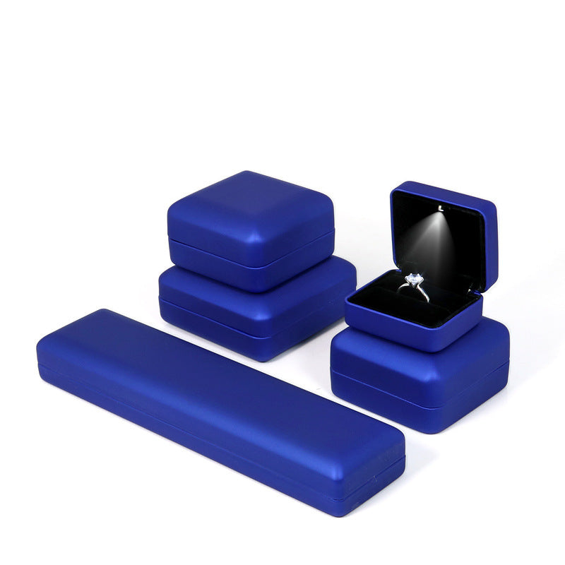 LED Illuminated Jewelry Presentation Box