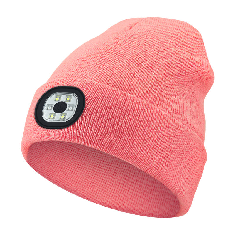 Led-illuminated knitted cap