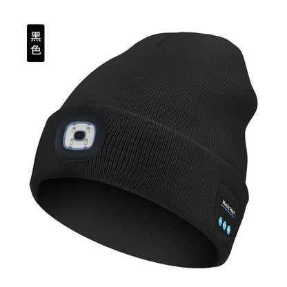 Led-illuminated knitted cap