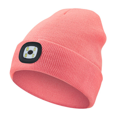 Led-illuminated knitted cap