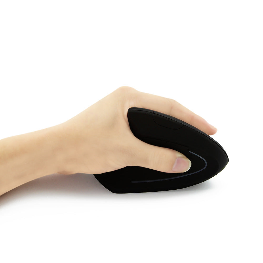 Left hand holding the mouse vertically