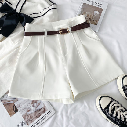 Legged casual shorts for women