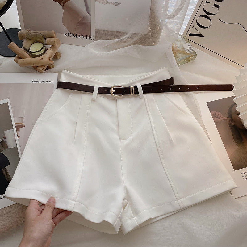 Legged casual shorts for women
