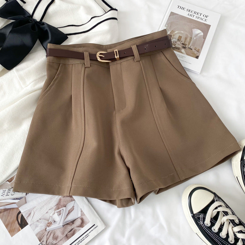 Legged casual shorts for women