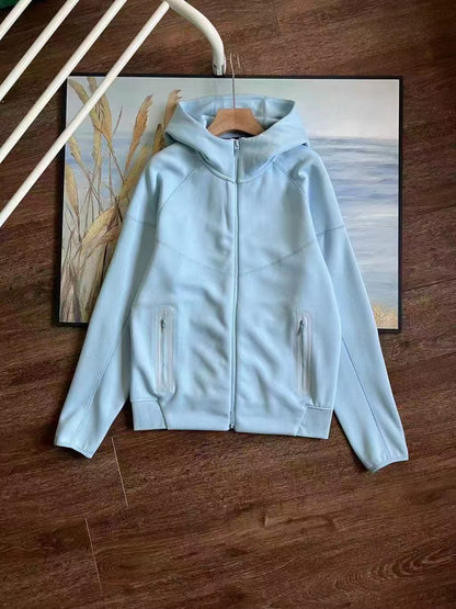 leisure suit