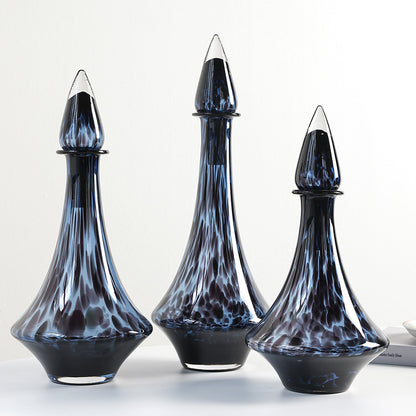 Leopard-patterned glass vase