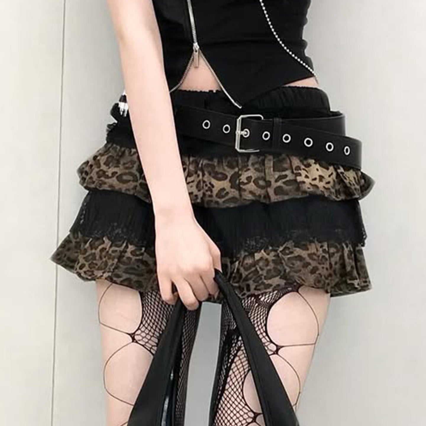 leopard print skirt