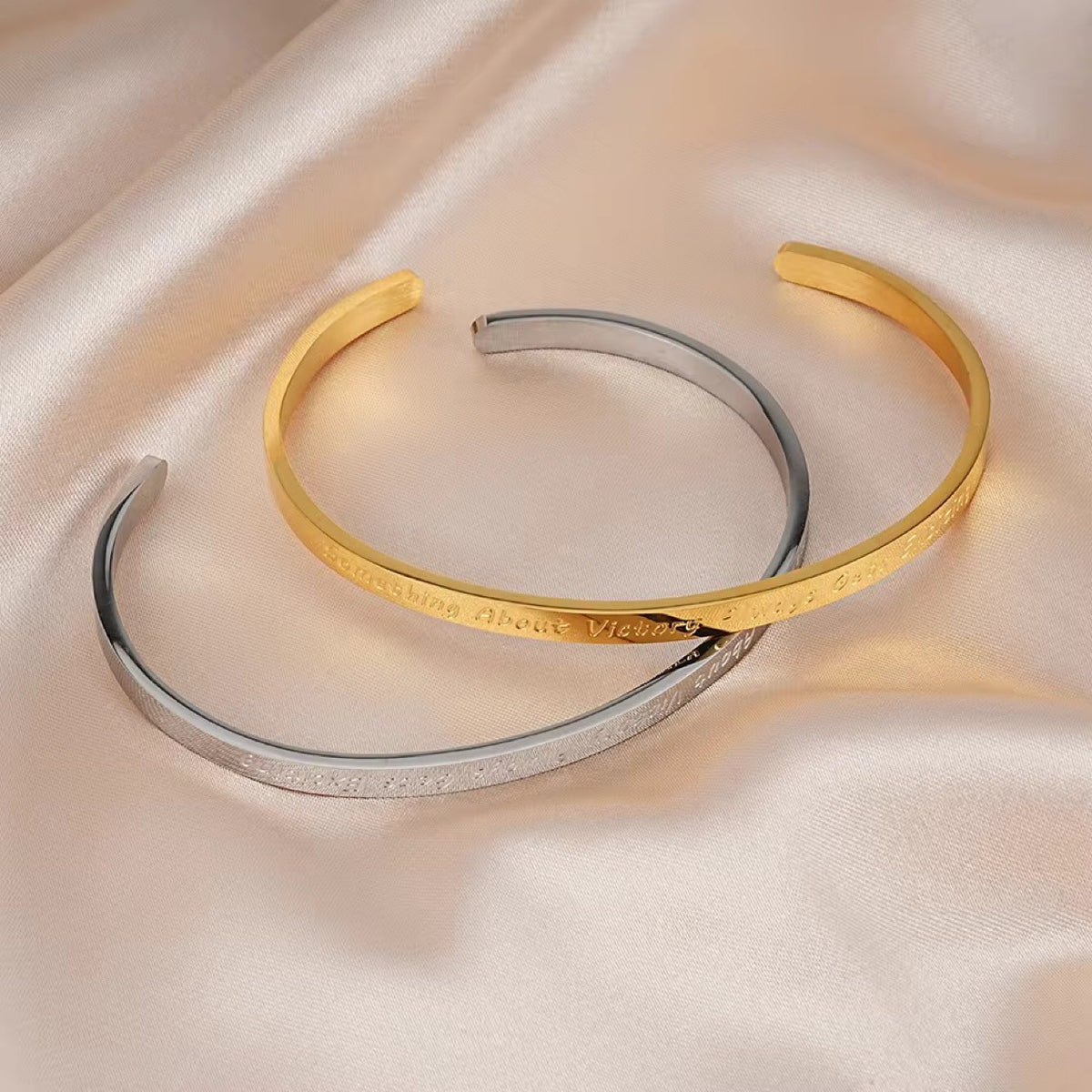 Letter bracelet