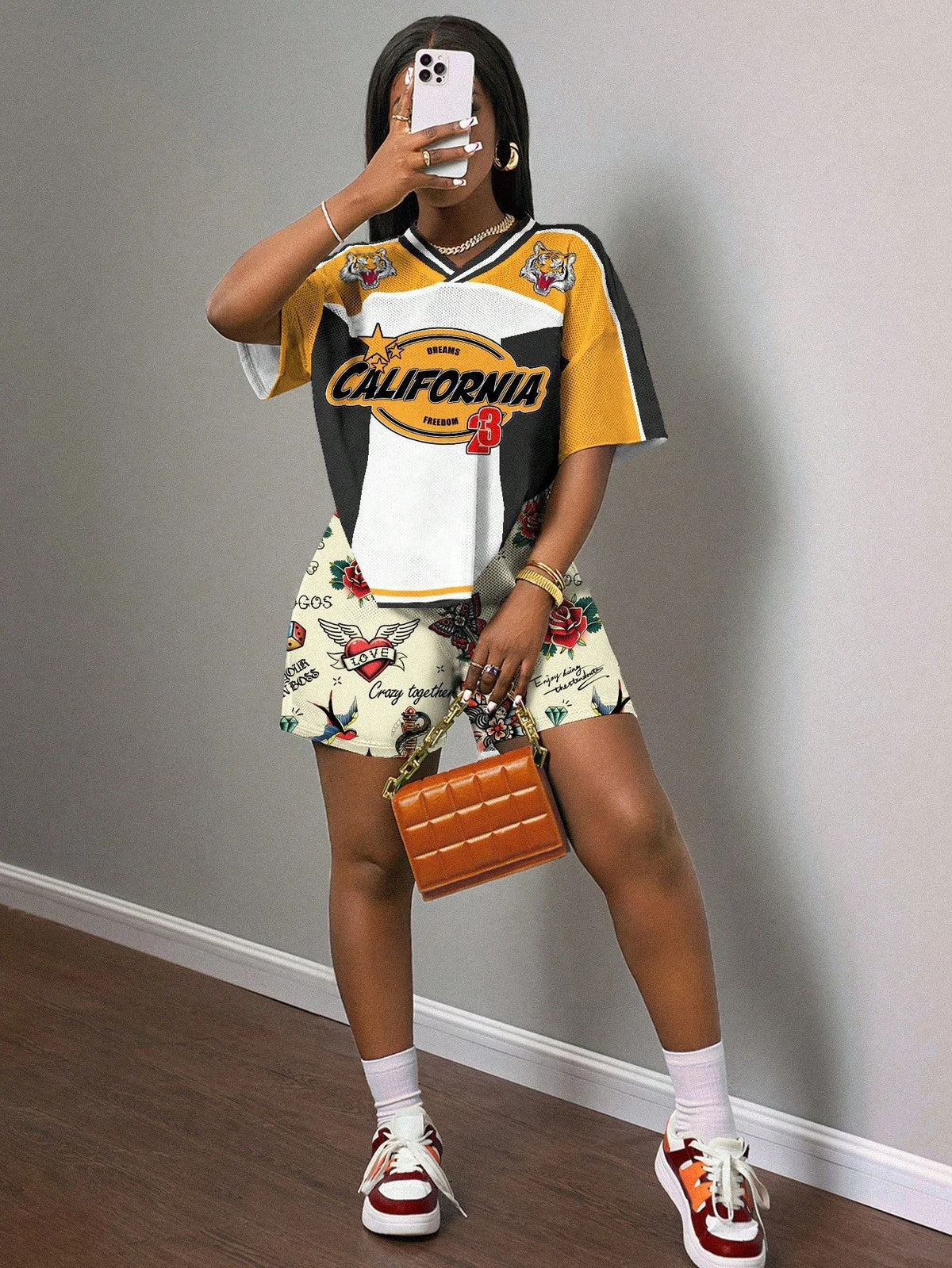 Letter Print Casual Women's Shorts Suit