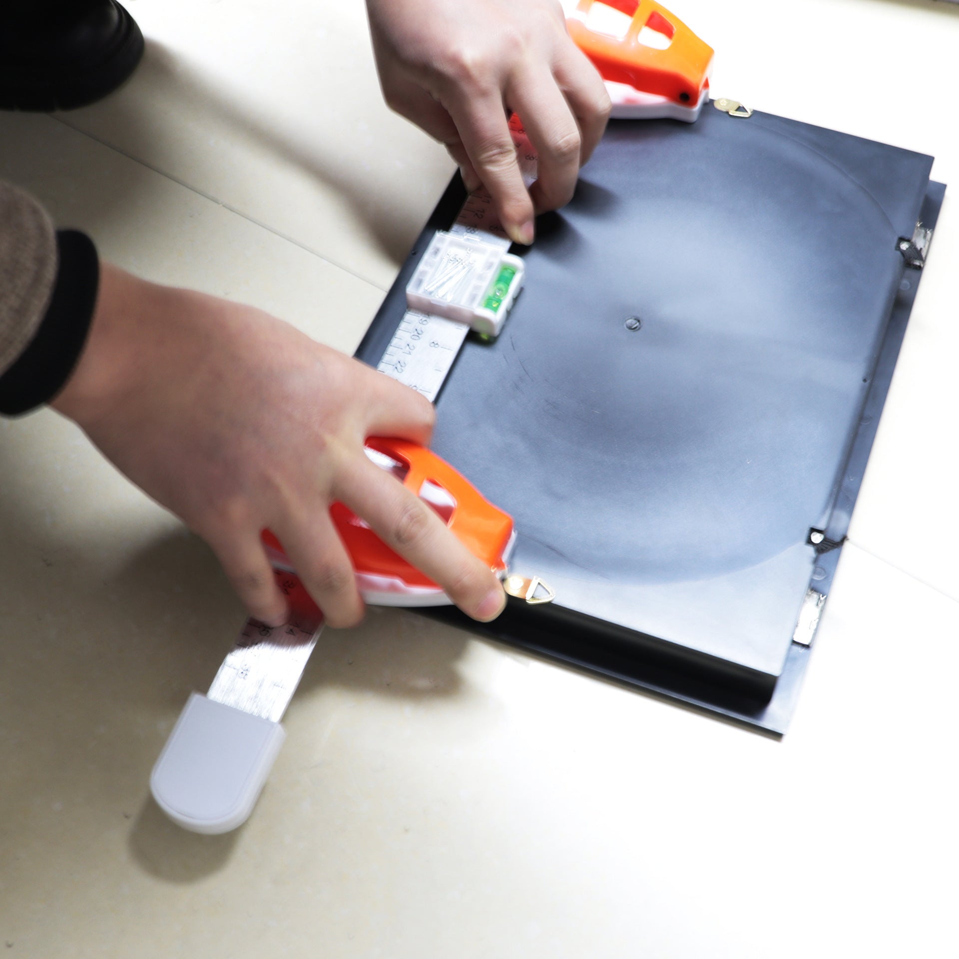 Level Measuring Tool