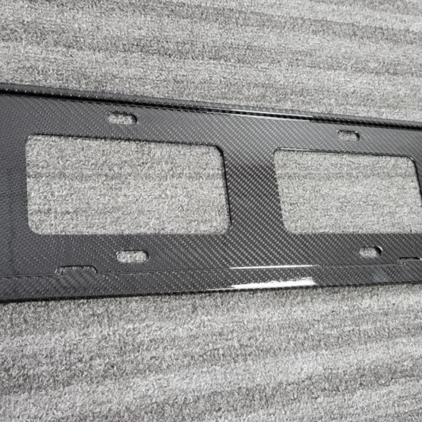 License plate frame