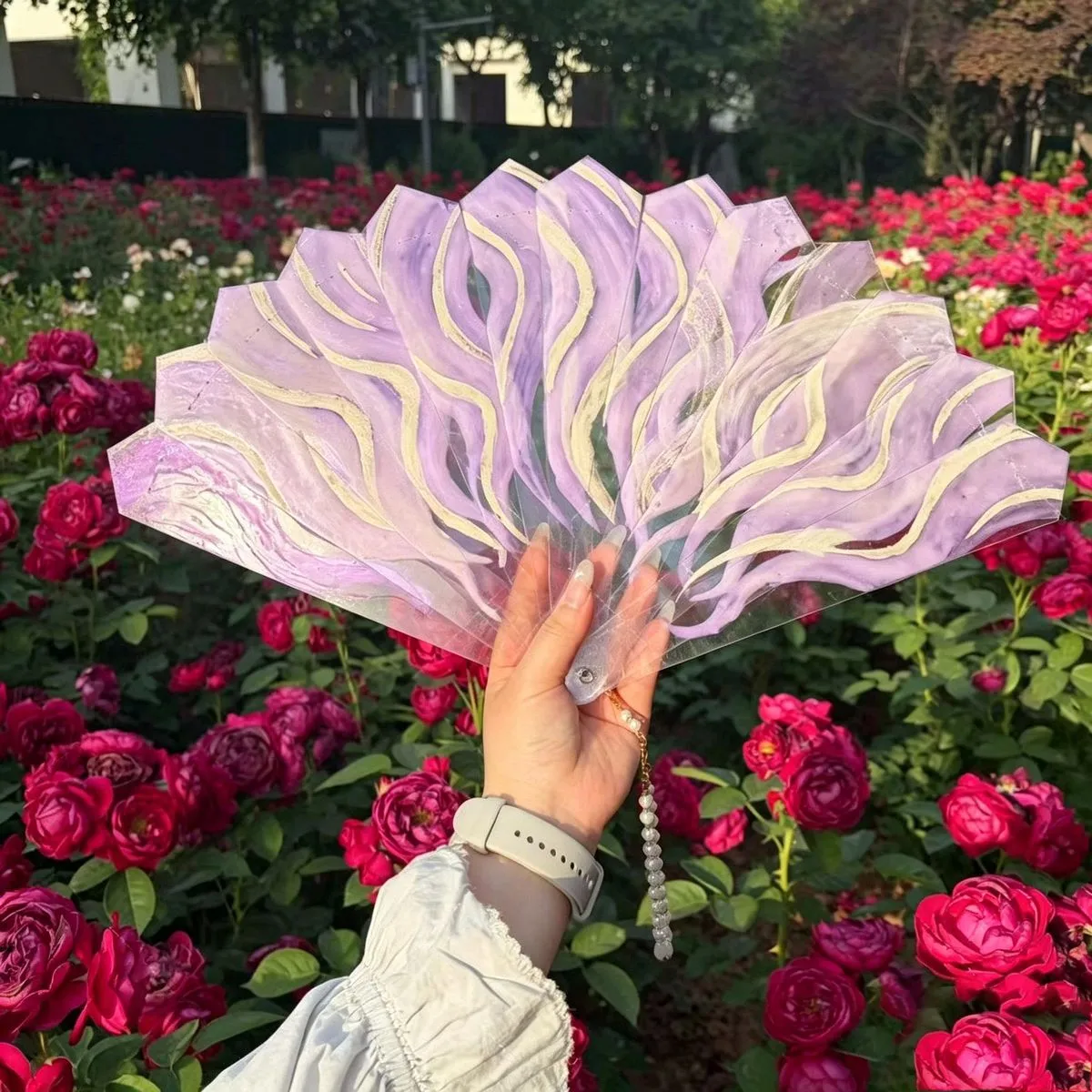 Light Changing Decorative Hand Fan