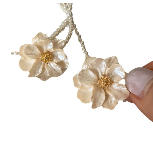Light luxury camellia ear studs