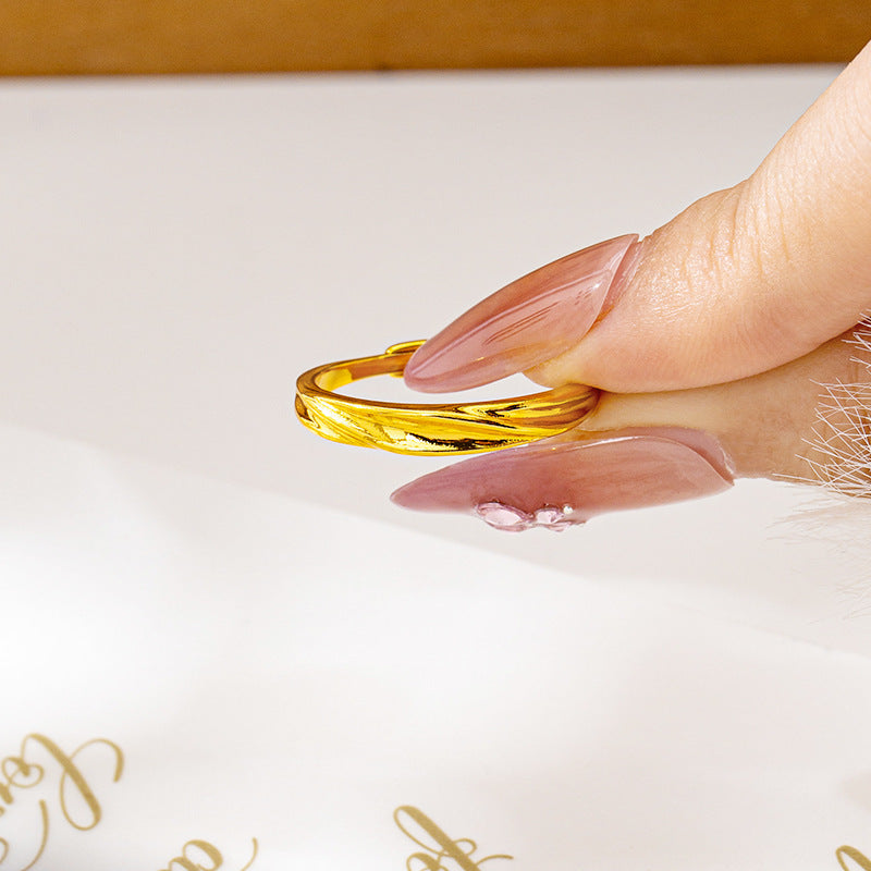 Light Luxury Gilded Ring