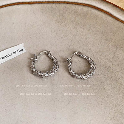 Light luxury silver pearl earrings