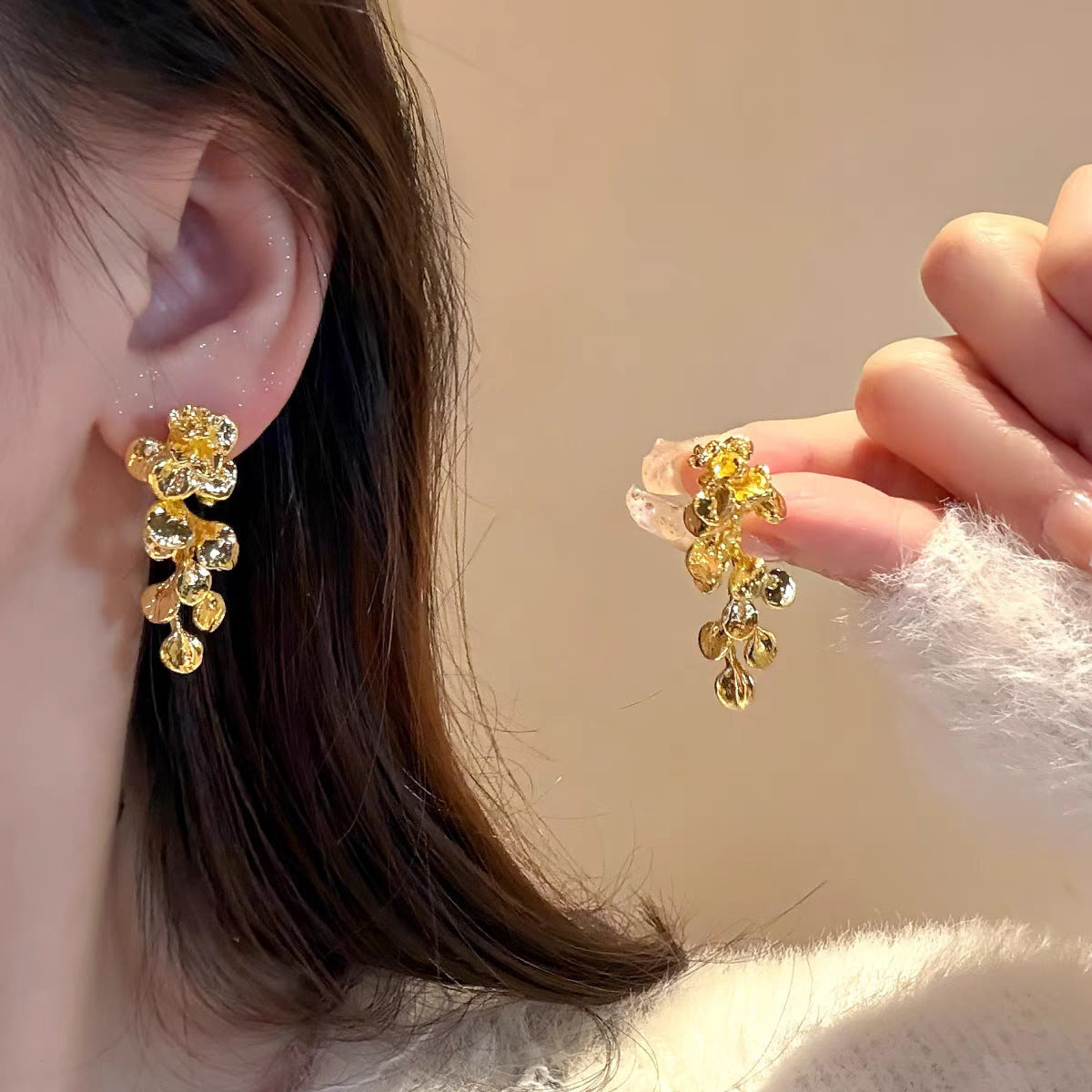 Light luxury silver pearl earrings