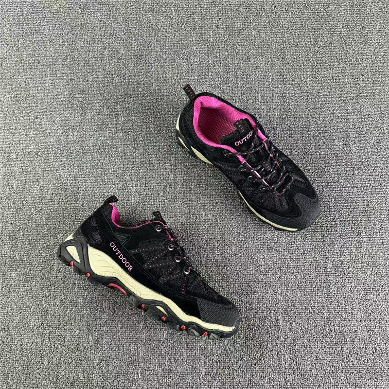 Lightweight Breathable Hiking Shoes
