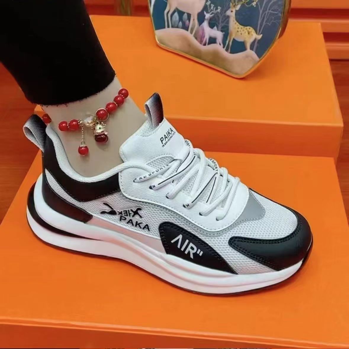 Lightweight Breathable Unisex Casual Shoes