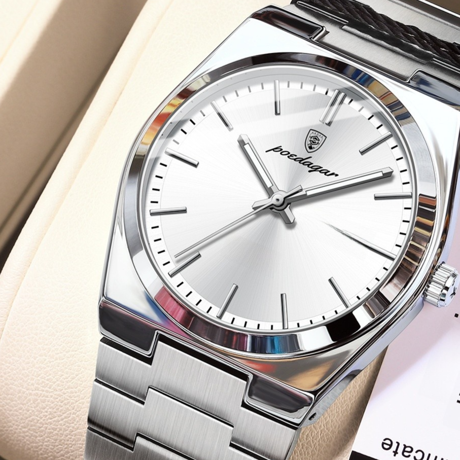 Lightweight Men's Quartz Watch with Stainless Steel Band