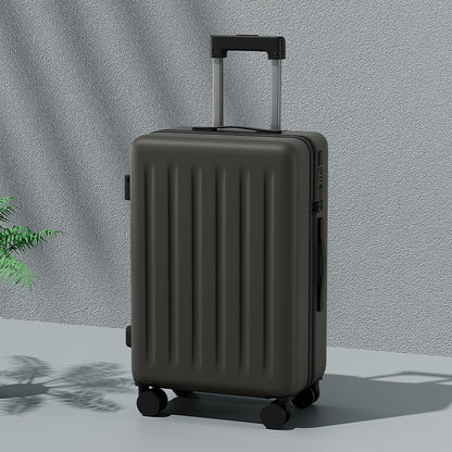 Lightweight Travel Luggage with USB Port