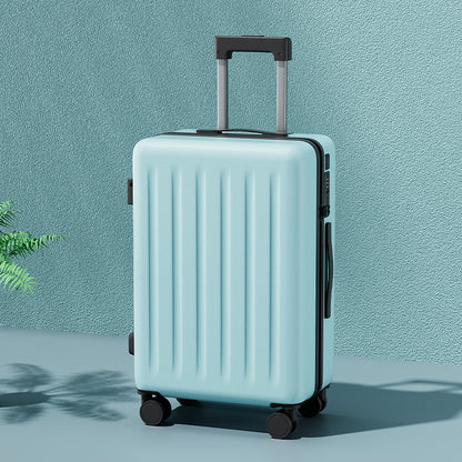 Lightweight Travel Luggage with USB Port