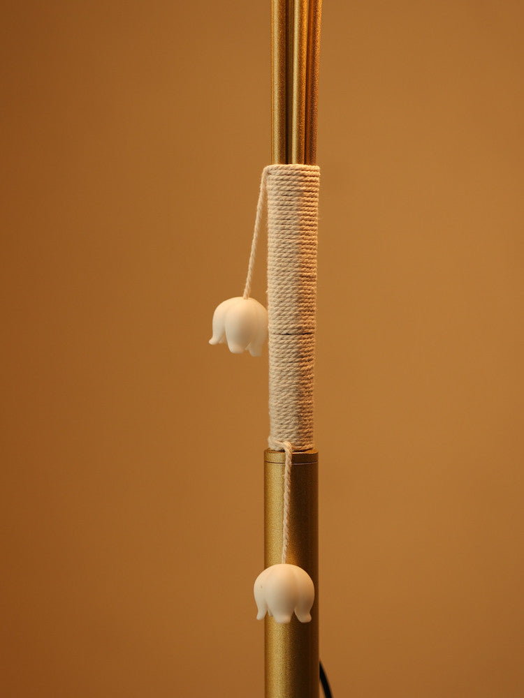 Lily of the Valley Floor Lamp with Remote Control