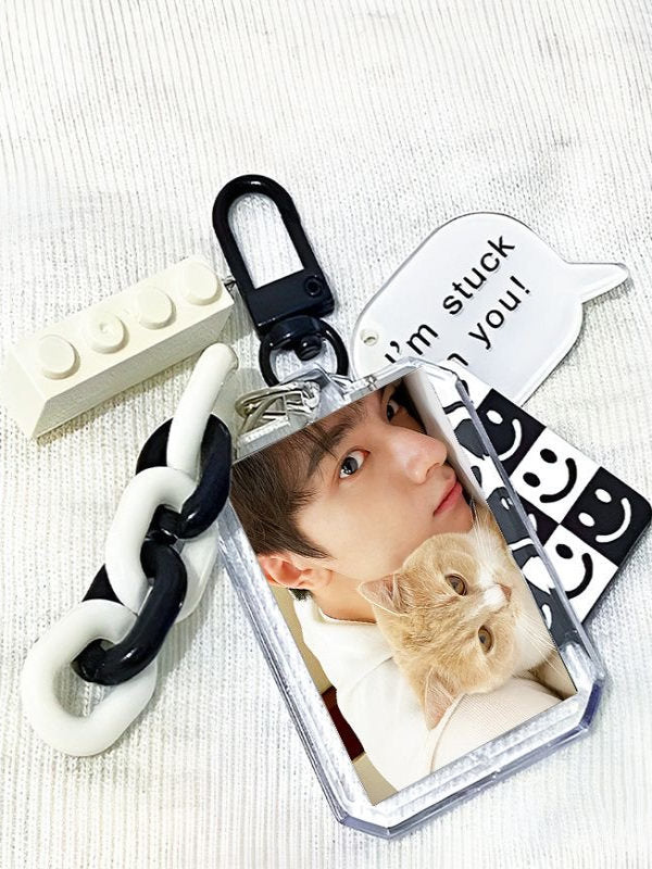 Lin Yi photo frame keychain